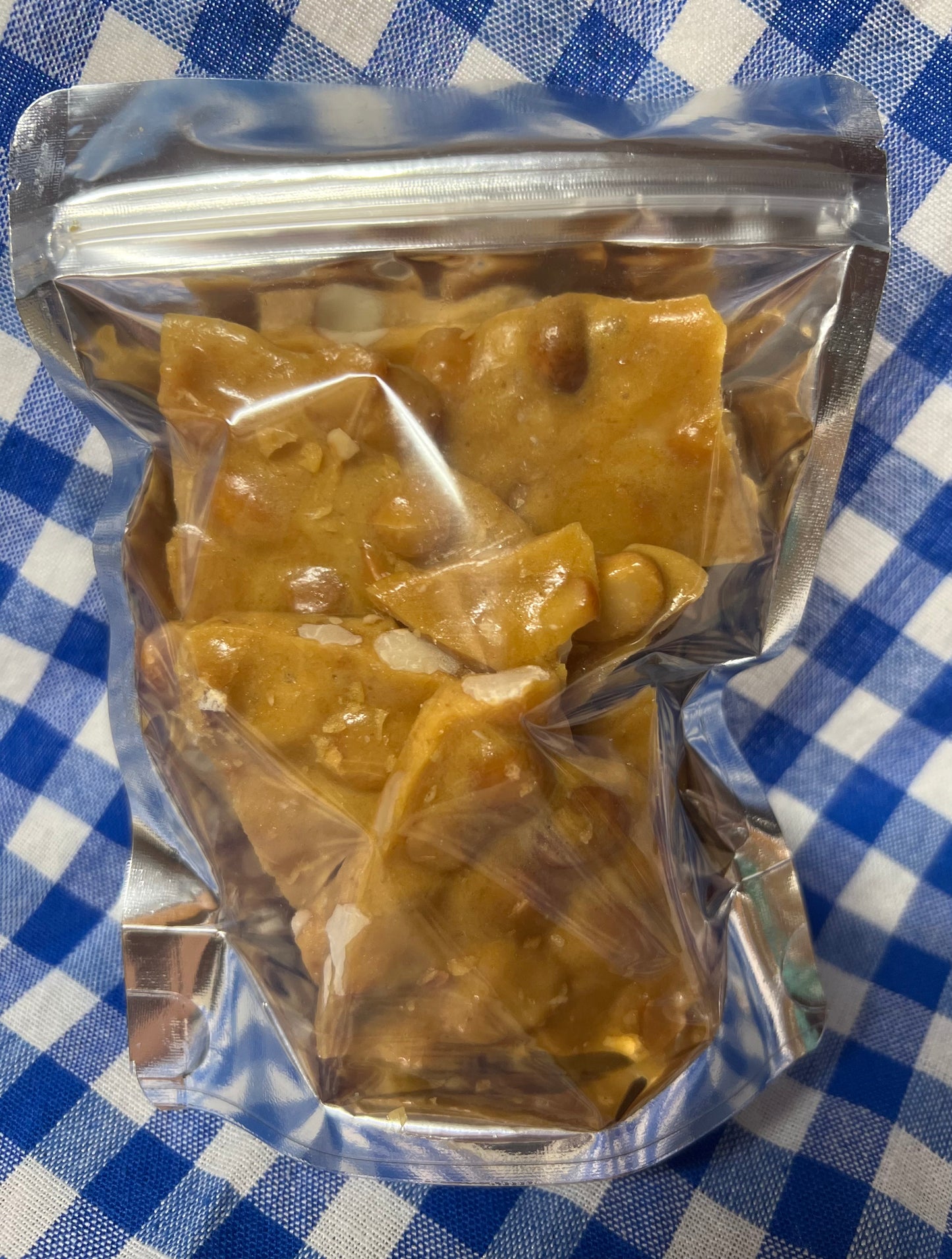 Macadamia Brittle