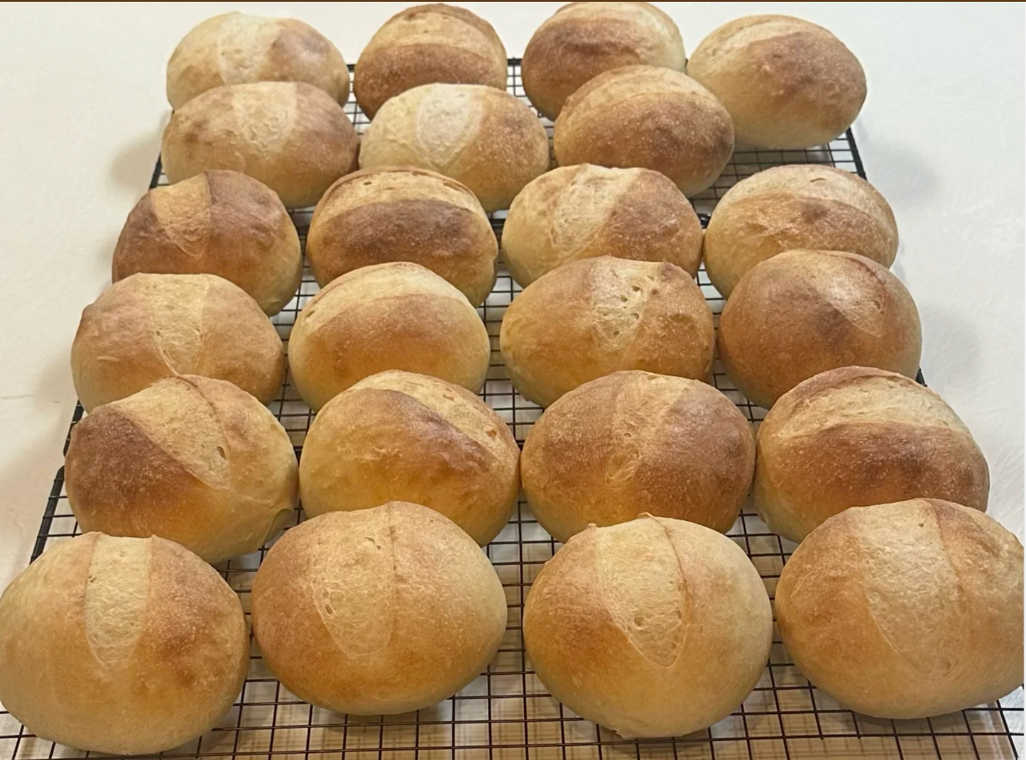 Crusty Italian Bread Bowls